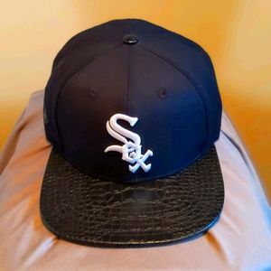 Chicago White Sox Leather brim and strap hat